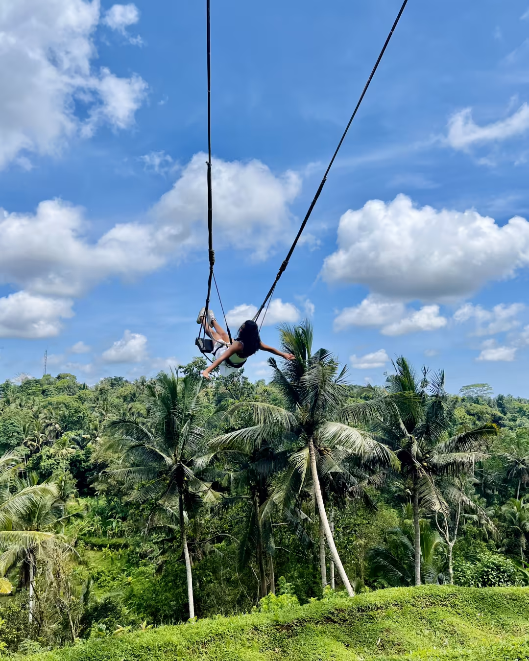 Intro Travel scroll-stopping social media ads from authentic tour leader footage